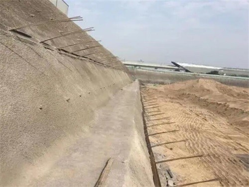 江油河道边坡加固